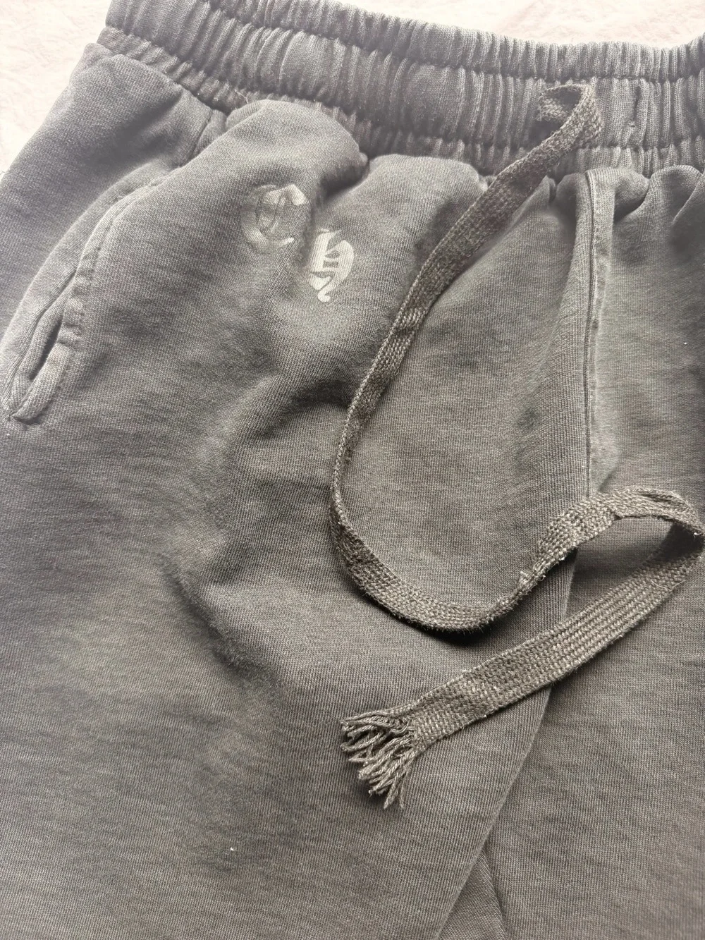 Chrome Hearts Black Cross Print Sweatpants - Picture 4 of 10